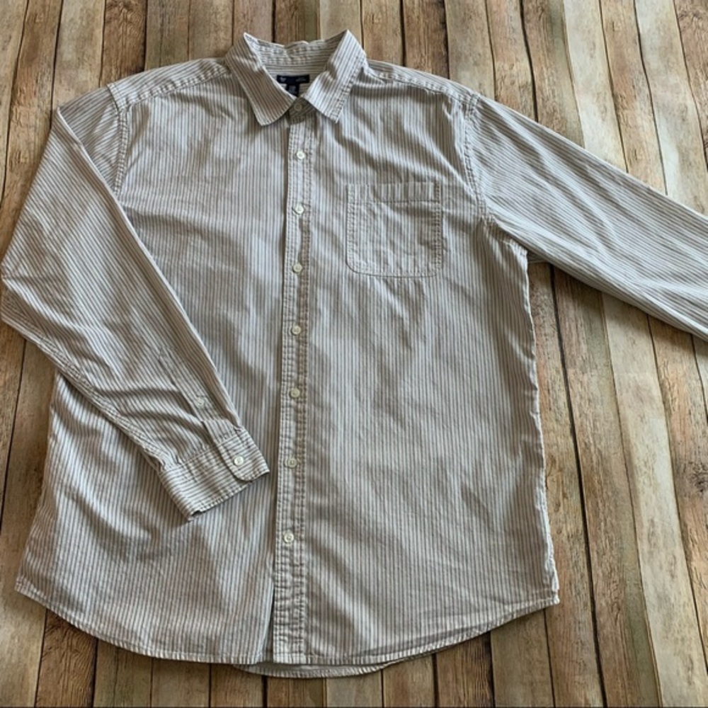 Gap men’s slim fit striped button down shirt